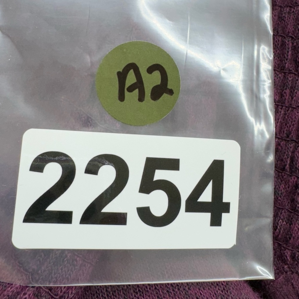 Hollister size large long sleeve size Large of shoulder - Picture 7 of 7